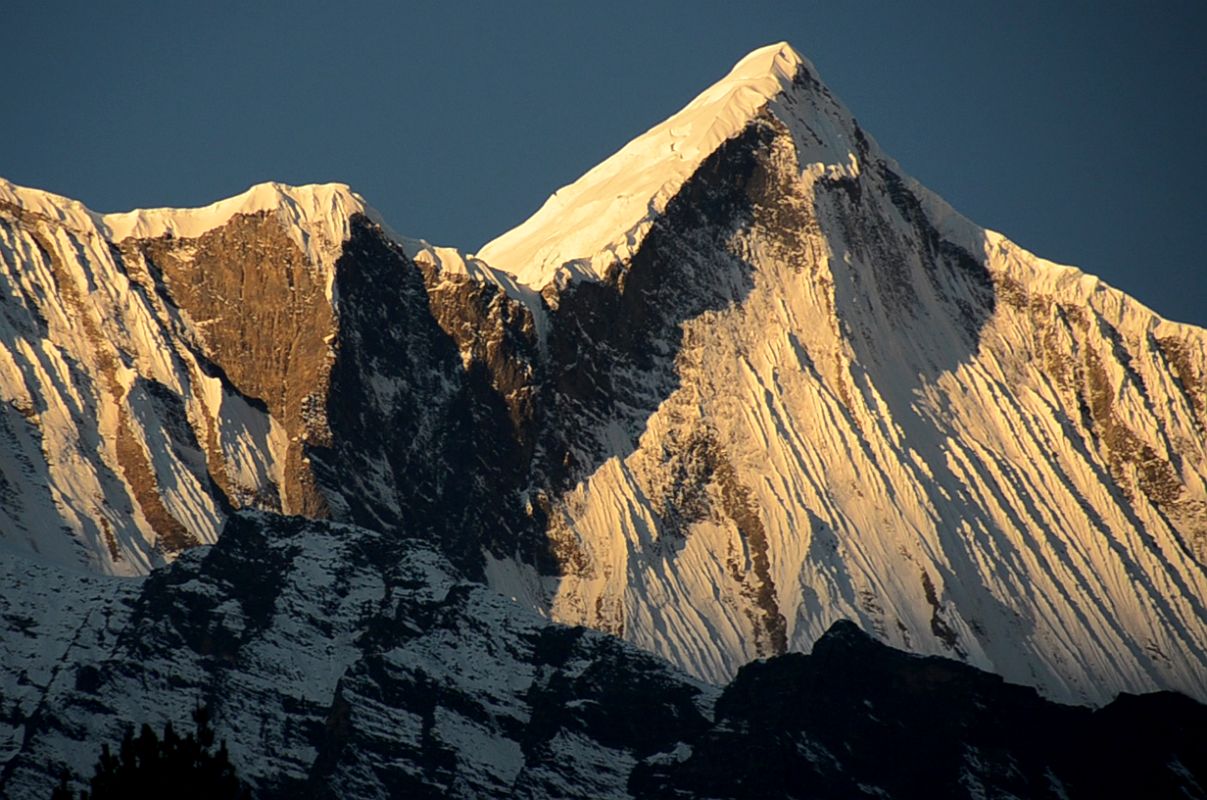 19 Sunrise On Larjung Himal Close Up From Koto On The Annapurna Circuit 